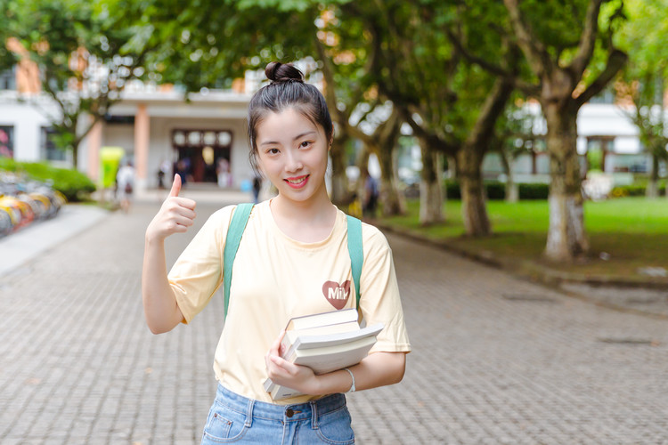宁蒗县职业高级中学3+3升学模式的报名条件是什么？